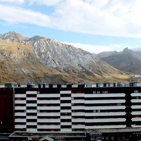 Renove Avec Balcon En Bord De Pistes, Le Lac, Orientation Sud, 4 Pers. - Fr-1-502-496 Apartment *